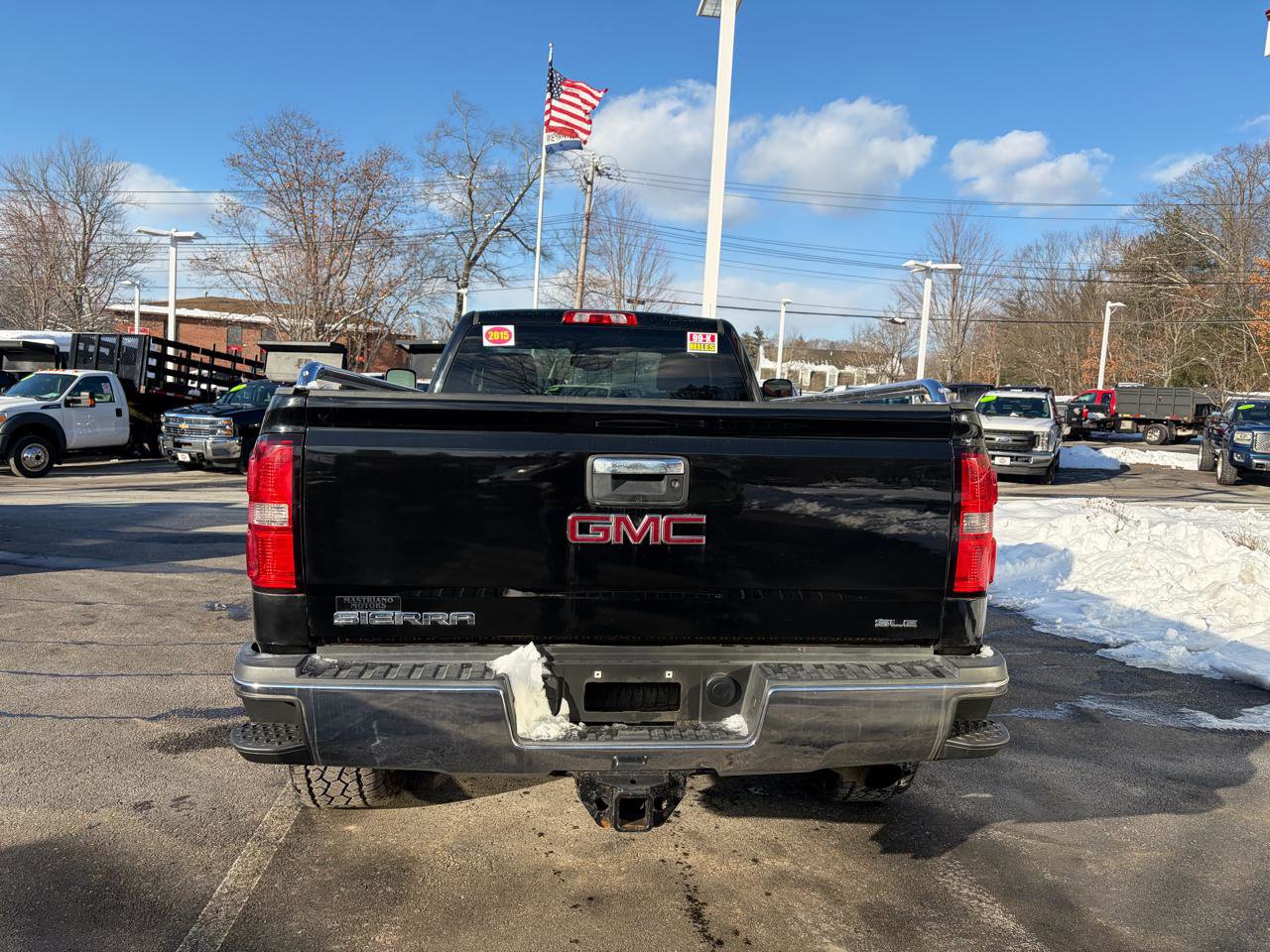 Used 2015 GMC Sierra 2500 SLE w/ SLE Preferred Package image 9