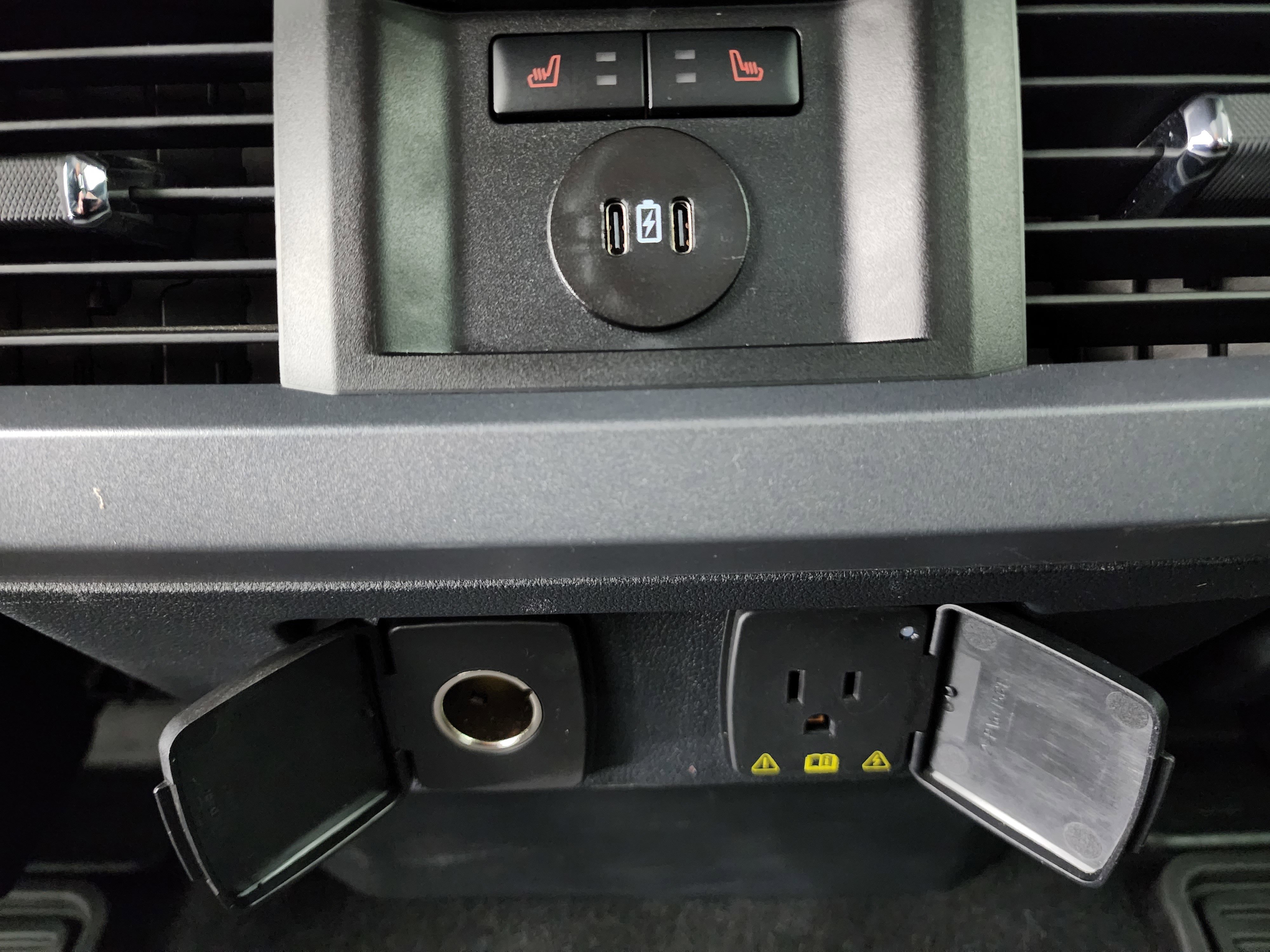 Used 2024 Ford F250 Lariat w/ Chrome Package image 43