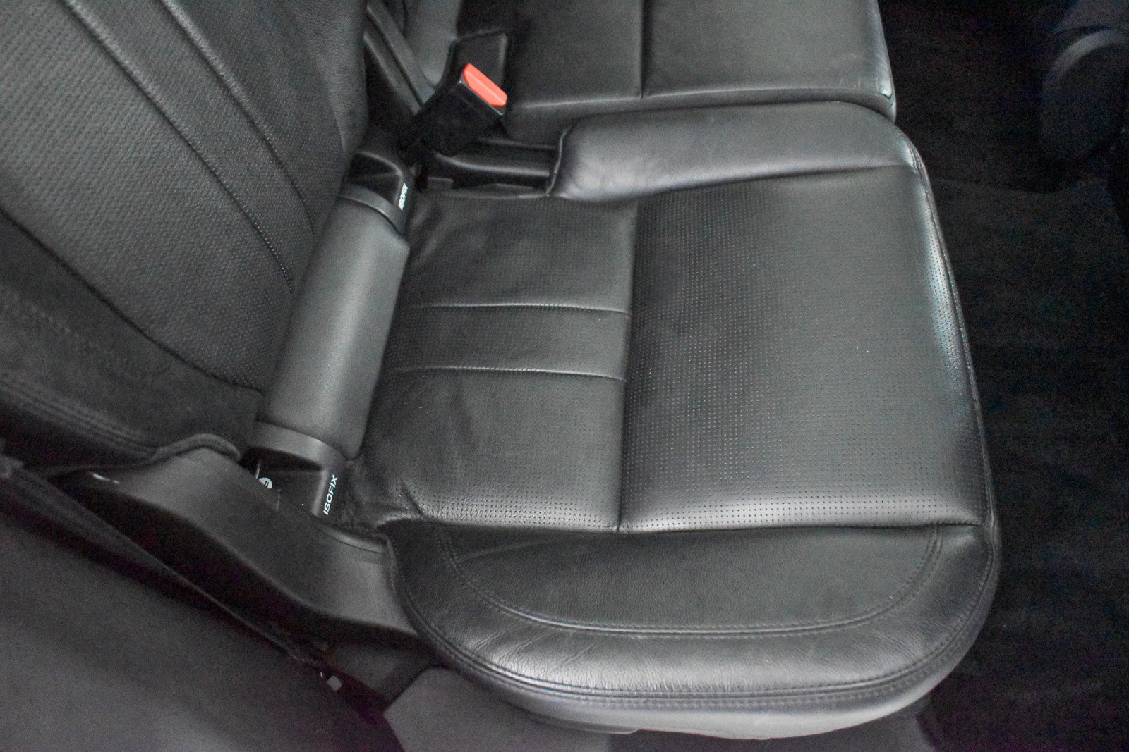 Used 2019 Land Rover Discovery Sport HSE AWD/4WD image 36