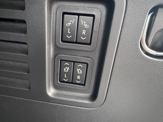 New 2026 Chevrolet Traverse RS image 14