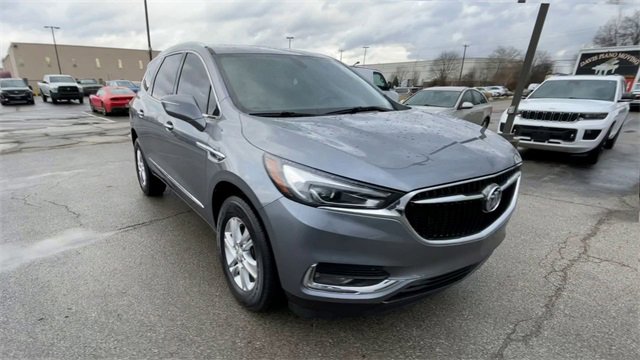 Used 2021 Buick Enclave Essence image 4