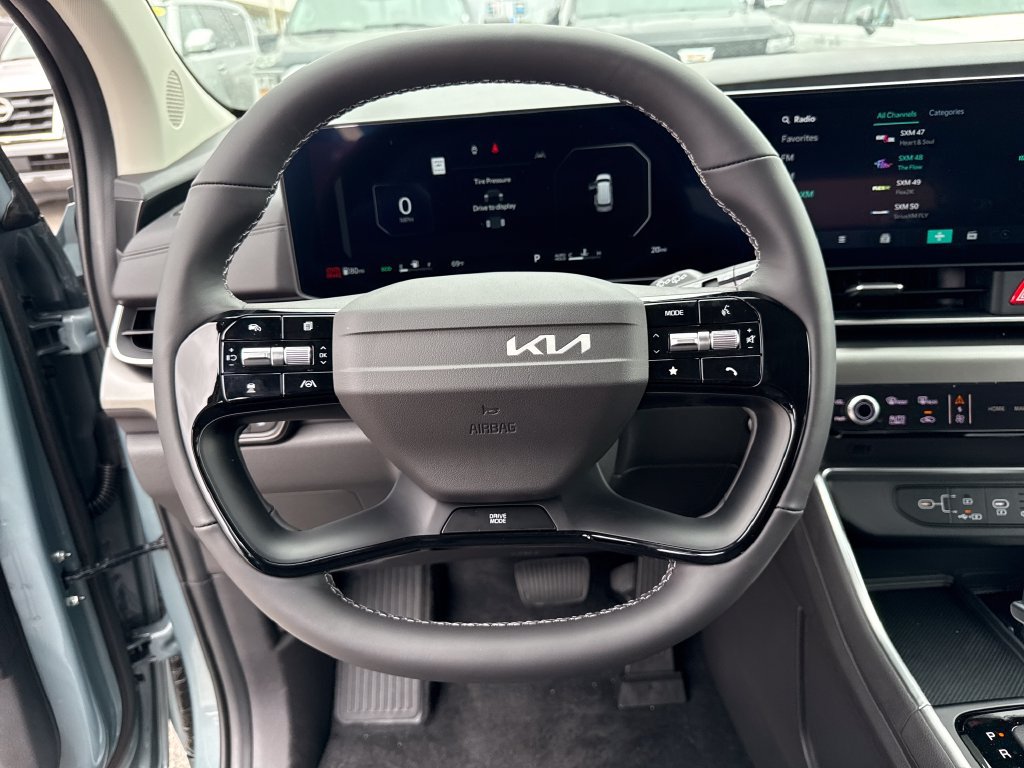 New 2027 Kia Carnival SX FWD image 17