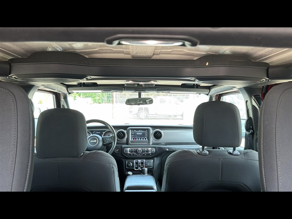 Used 2022 Jeep Wrangler Unlimited Sport w/ Cold Weather Group AWD/4WD image 25