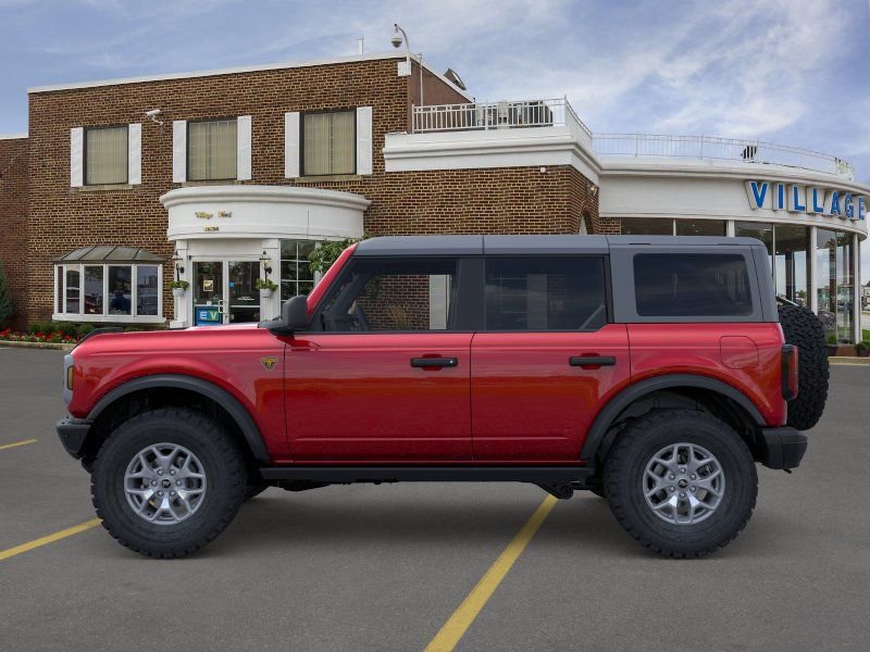 New 2025 Ford Bronco Badlands AWD/4WD image 3