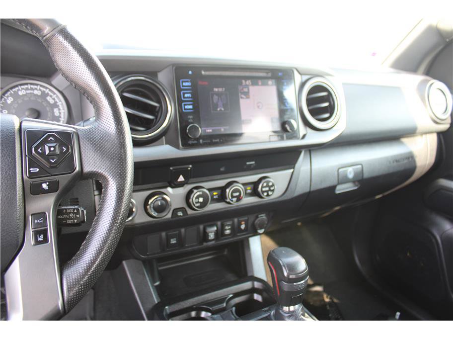 Used 2019 Toyota Tacoma TRD Off-Road image 20