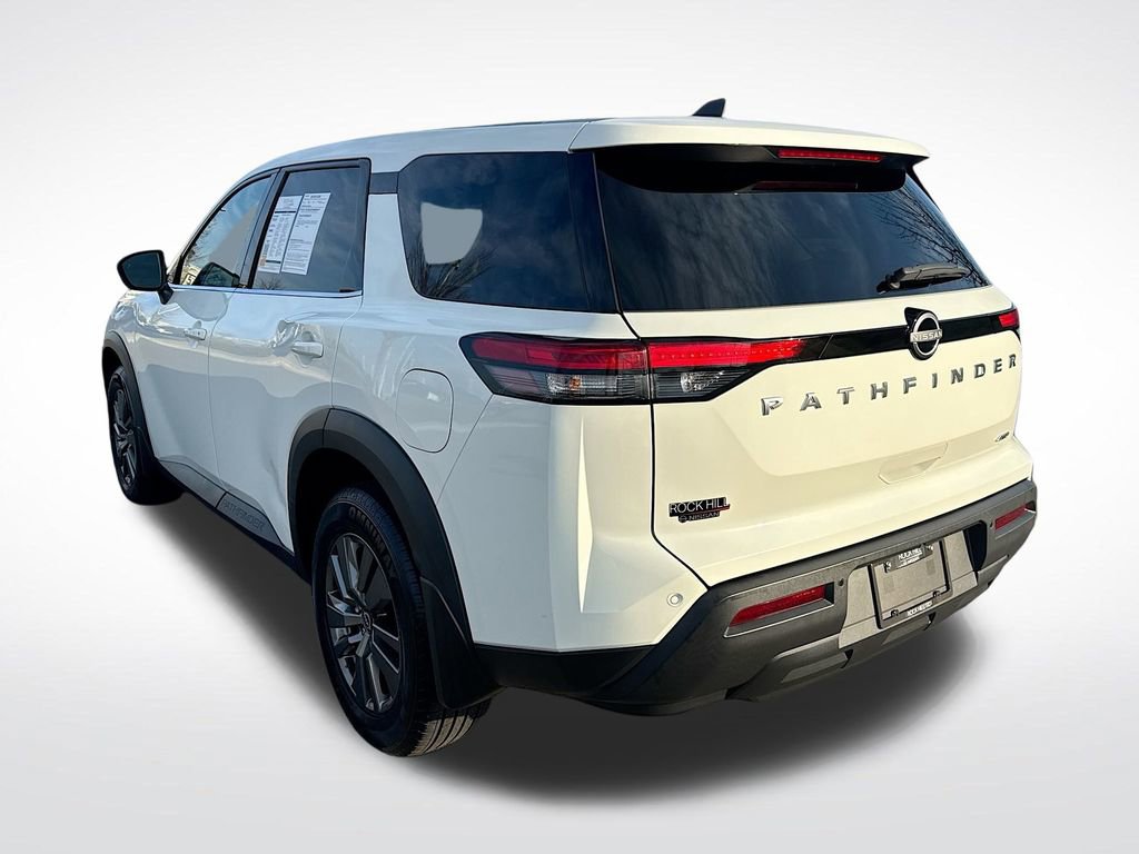 Used 2023 Nissan Pathfinder S image 5