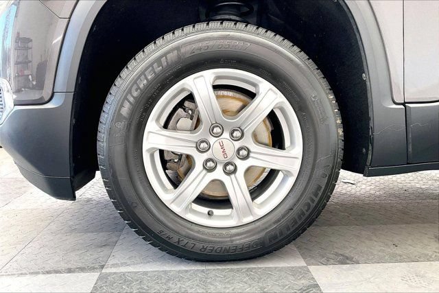 Used 2019 GMC Acadia SLE AWD/4WD image 8