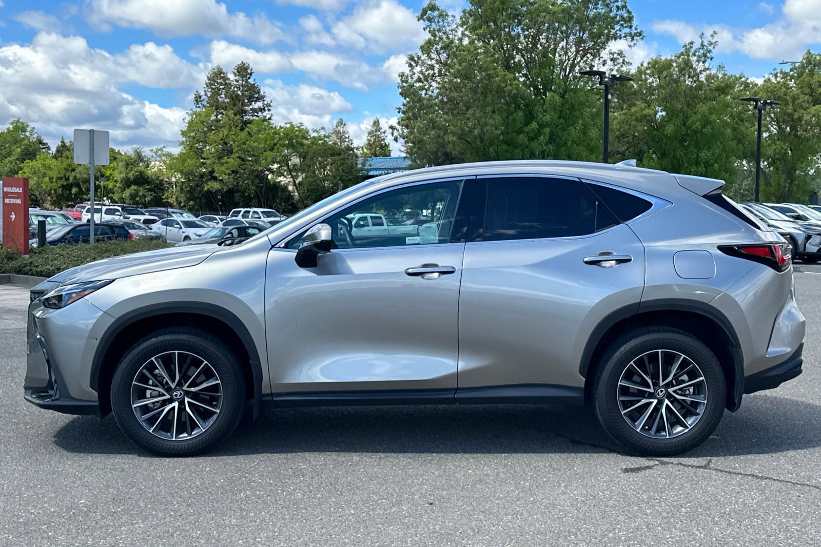 Used 2022 Lexus NX 350 AWD image 7