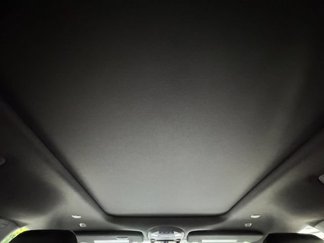New 2027 Chrysler Pacifica Limited FWD image 24