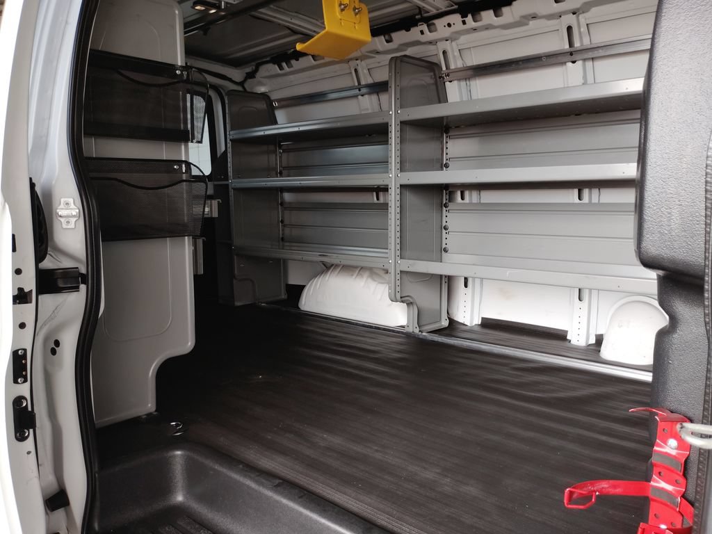 Used 2019 Chevrolet Express 2500 w/ Driver Convenience Package RWD image 15