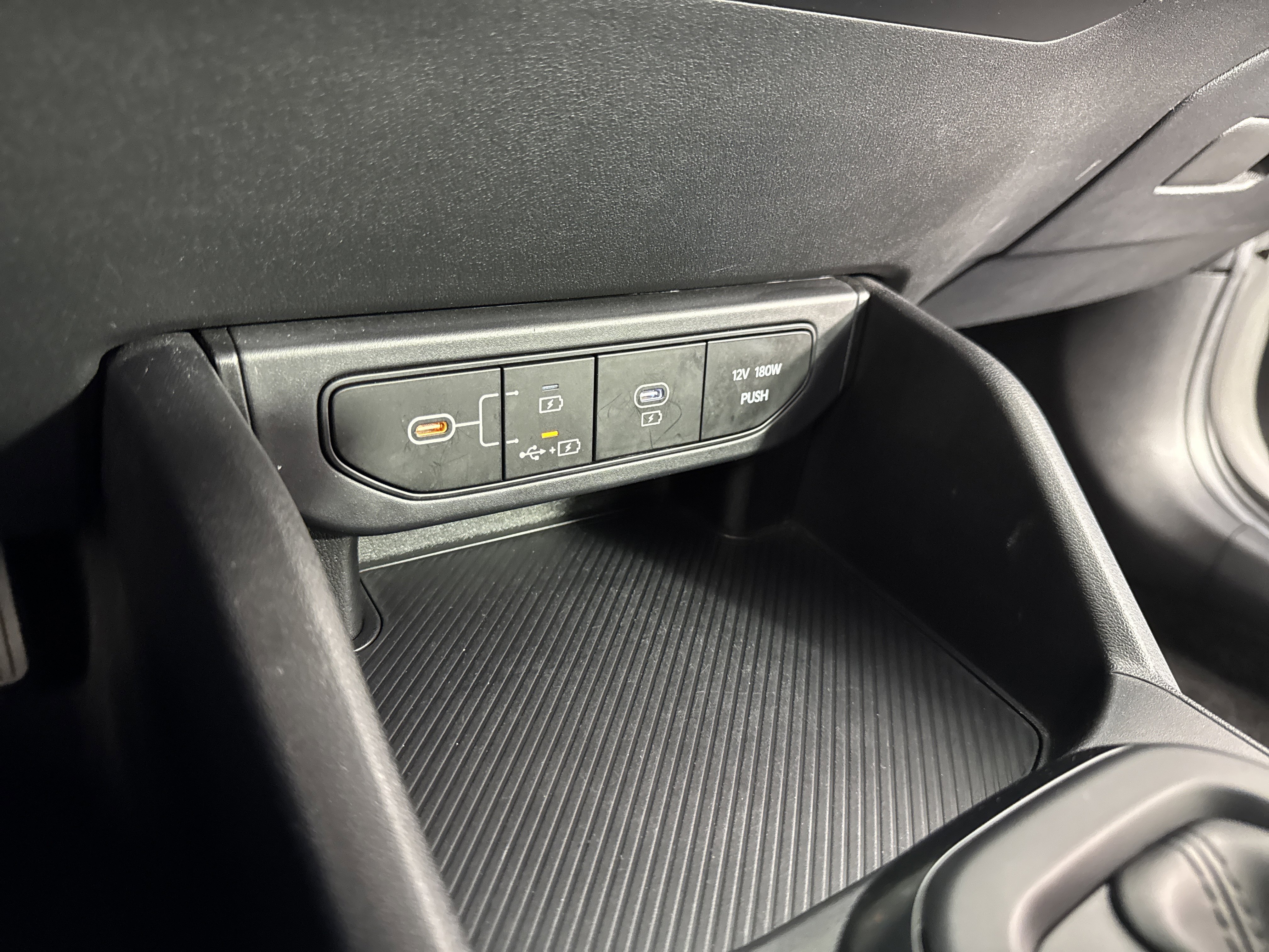 Used 2025 Kia K4 LXS FWD image 33