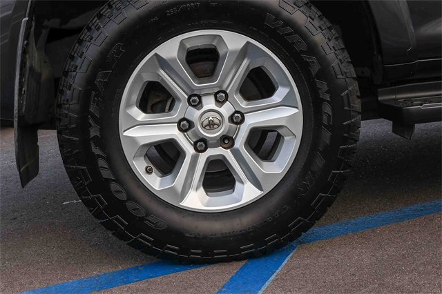 Used 2018 Toyota 4Runner SR5 image 8