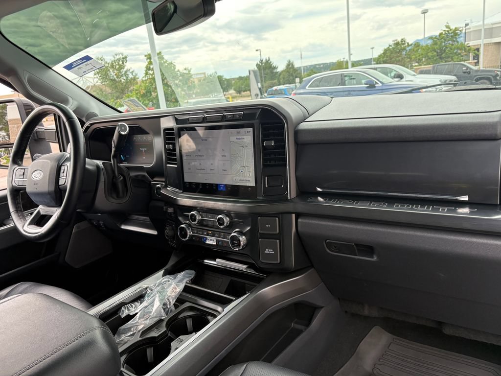 Certified 2023 Ford F350 Lariat w/ Tremor Off-Road Package AWD/4WD image 31