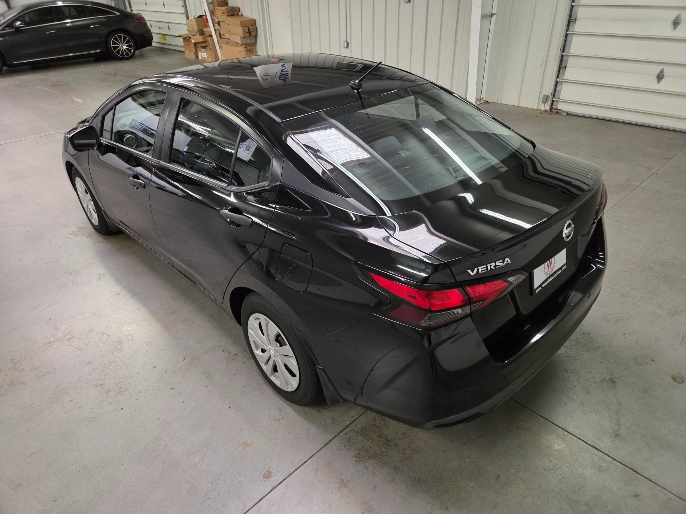 Used 2020 Nissan Versa S FWD image 5