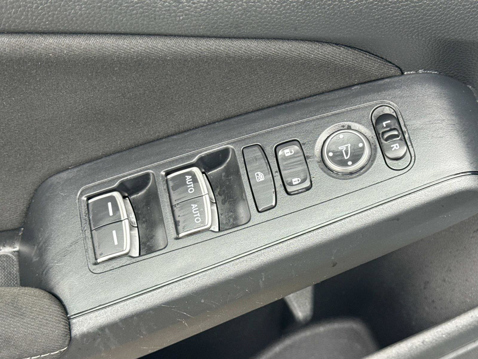 Used 2025 Honda Civic Sport image 14