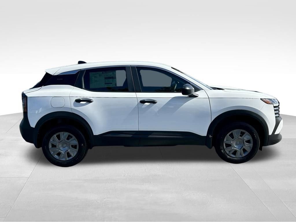 New 2026 Nissan Kicks S w/ Charging Package FWD image 4