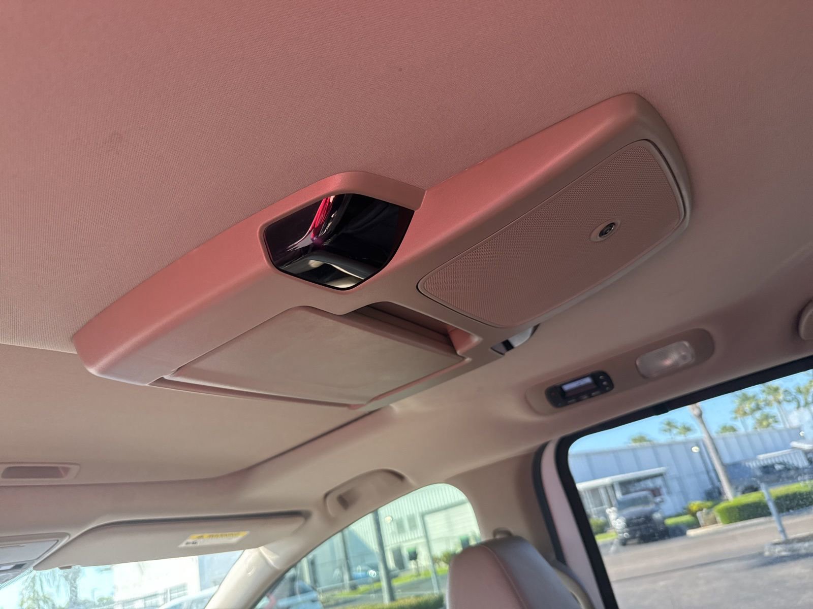 Used 2022 Honda Odyssey Touring image 11