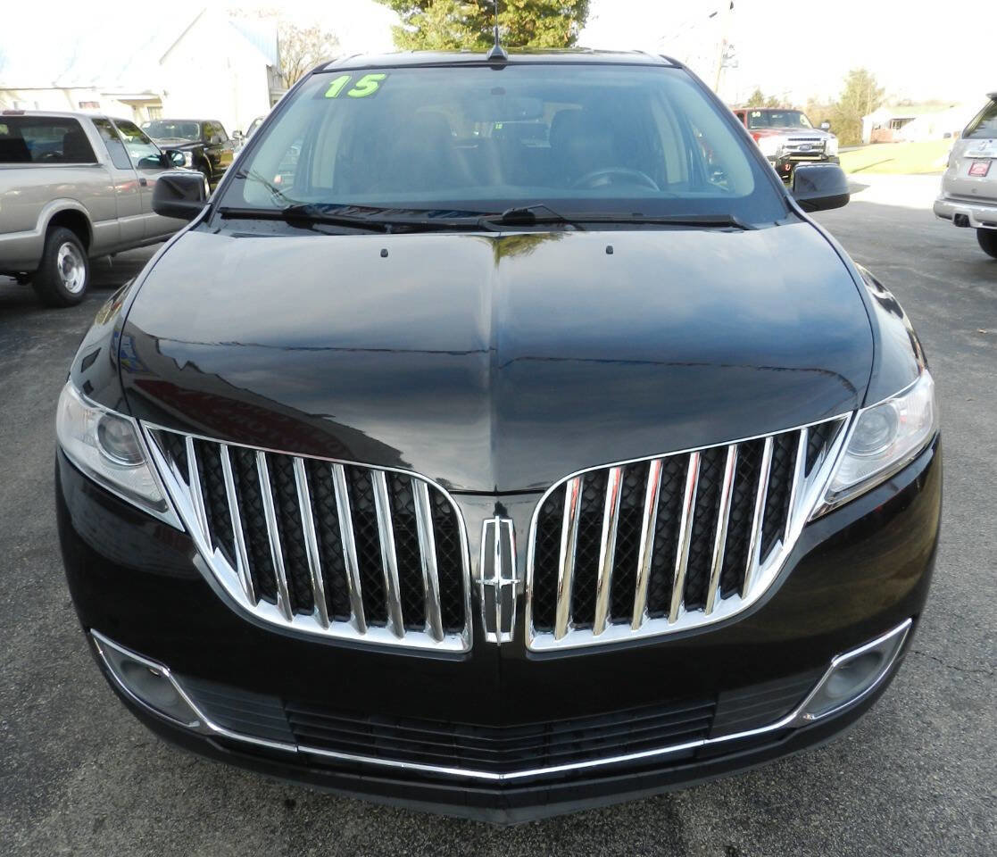 Used 2015 Lincoln MKX FWD image 4