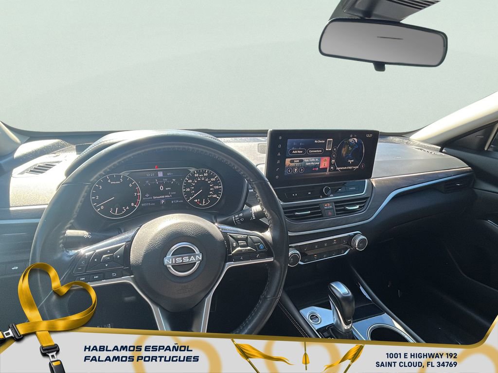 Used 2023 Nissan Altima 2.5 SV w/ SV Premium Package image 12