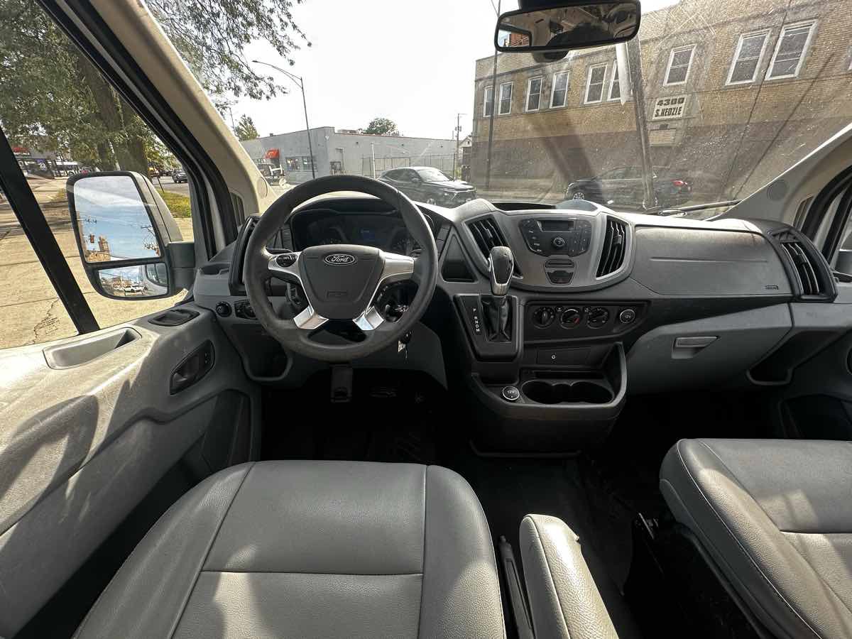 Used 2017 Ford Transit 350 XL image 20