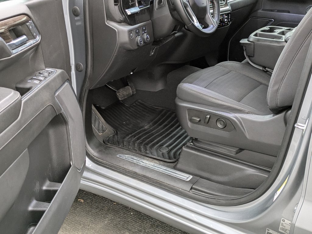 Used 2023 Chevrolet Silverado 1500 LT AWD/4WD image 27