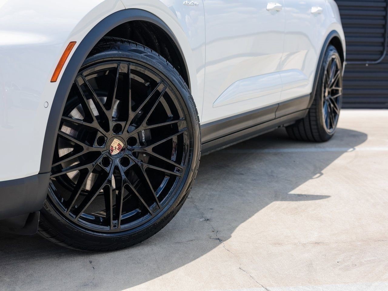 New 2025 Porsche Macan Electric image 12