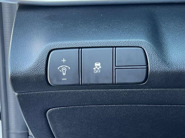 Certified 2024 Hyundai Elantra SEL FWD image 20