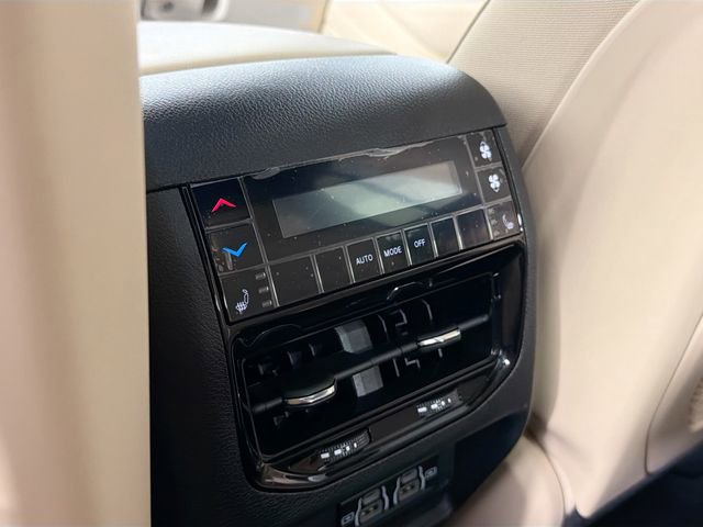 Used 2024 Jeep Grand Cherokee L Limited w/ Luxury Tech Group II AWD/4WD image 26