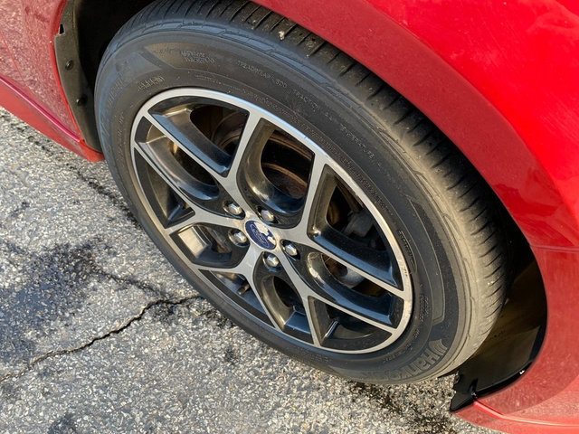 Used 2016 Ford Focus SE w/ SE Sport Package image 9
