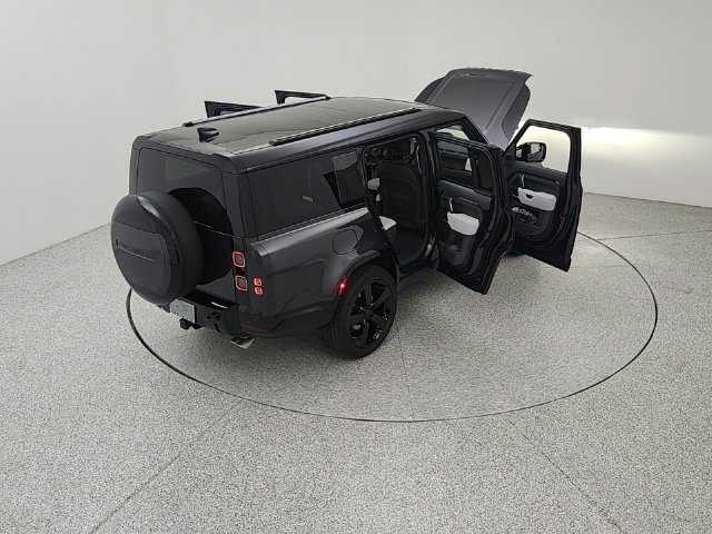 New 2026 Land Rover Defender 130 V8 AWD/4WD image 23