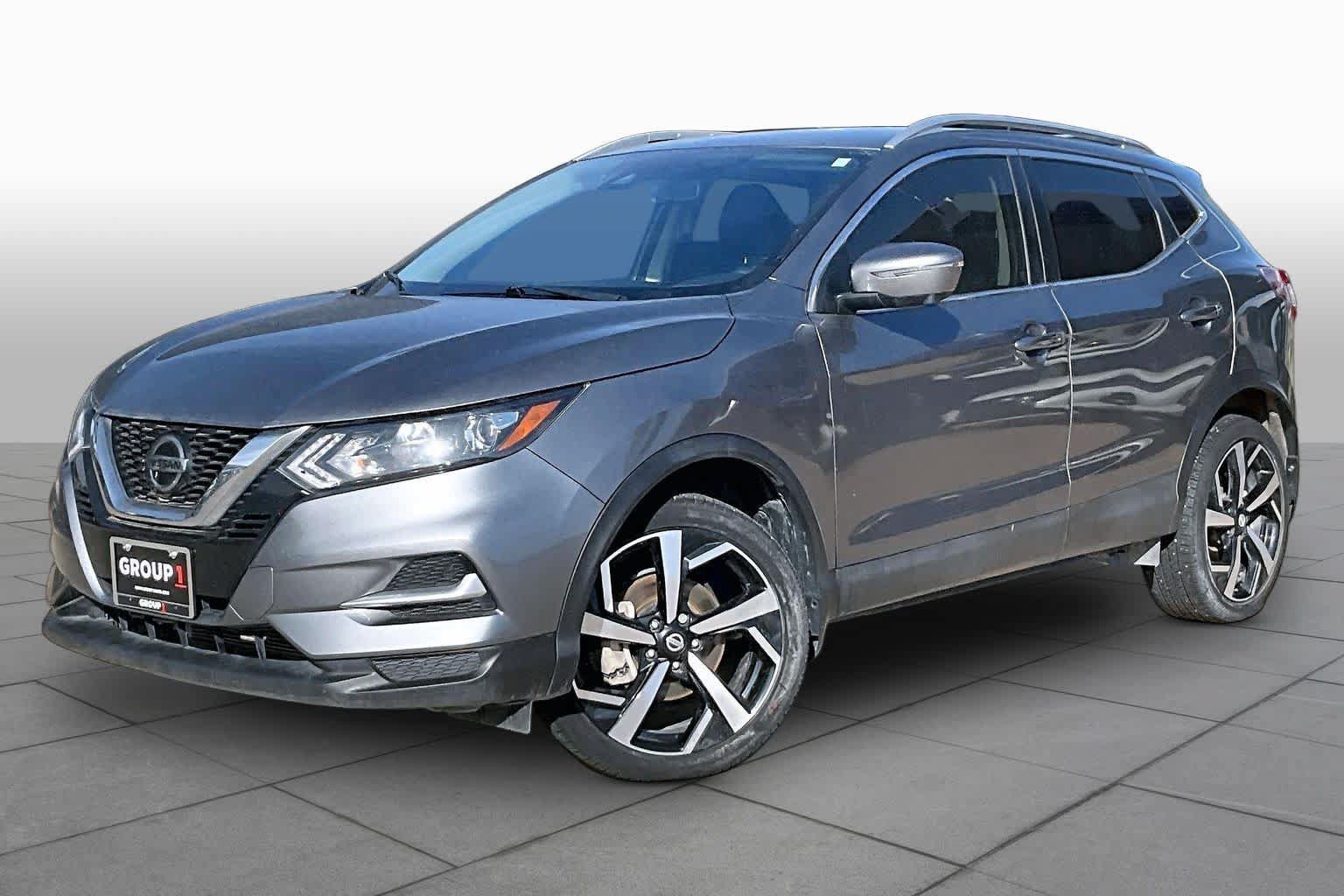 Used 2022 Nissan Rogue Sport SL AWD/4WD image 2