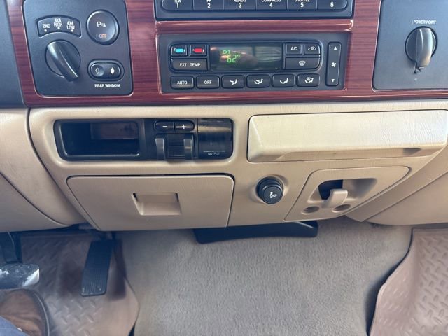 Used 2005 Ford F350 XL image 30