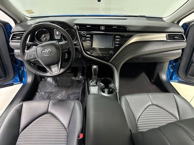 Used 2019 Toyota Camry SE w/ Carpet Mat Package FWD image 14