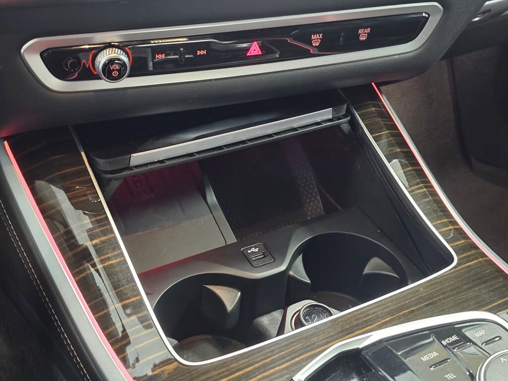 Used 2025 BMW X5 xDrive50e image 15