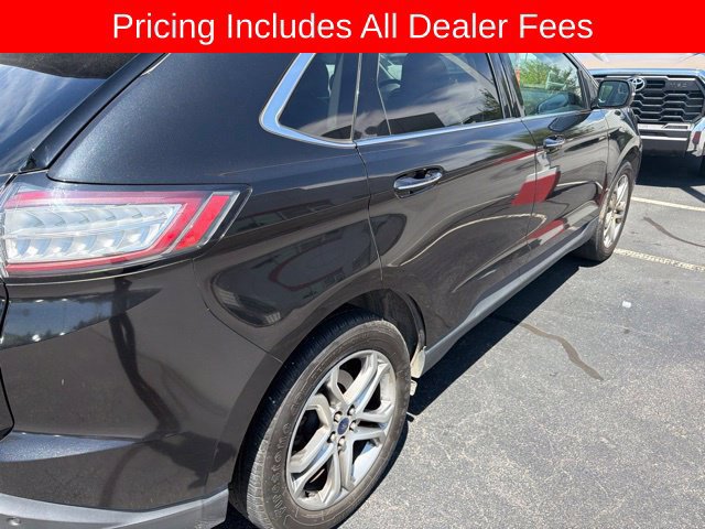 Used 2015 Ford Edge Titanium FWD image 2