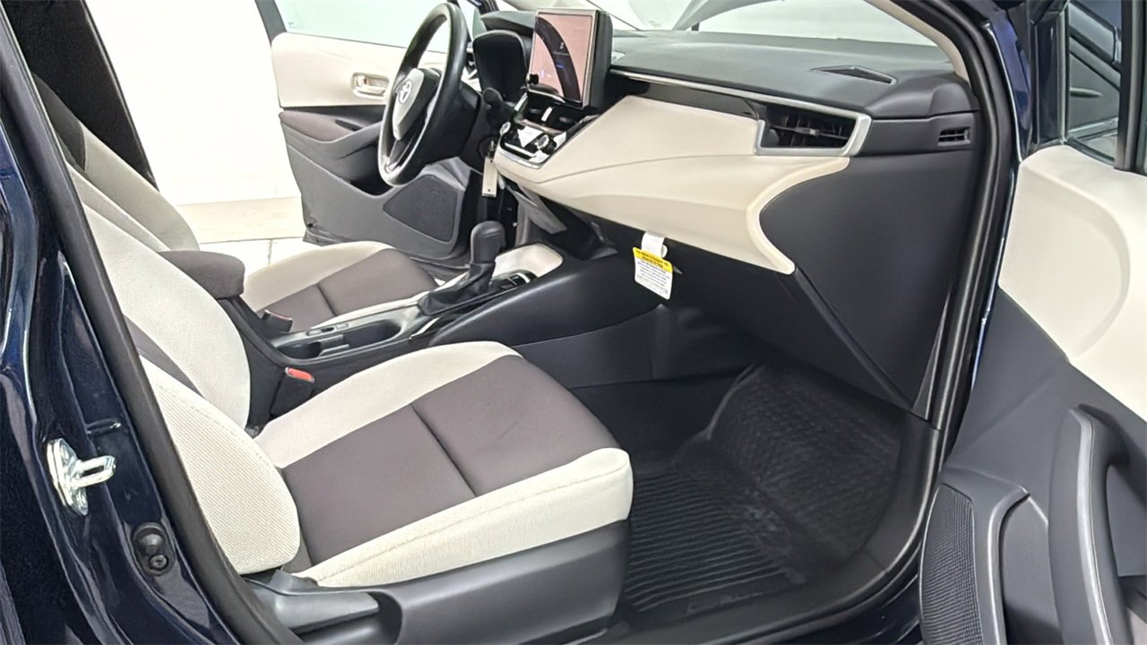 Certified 2025 Toyota Corolla LE image 18