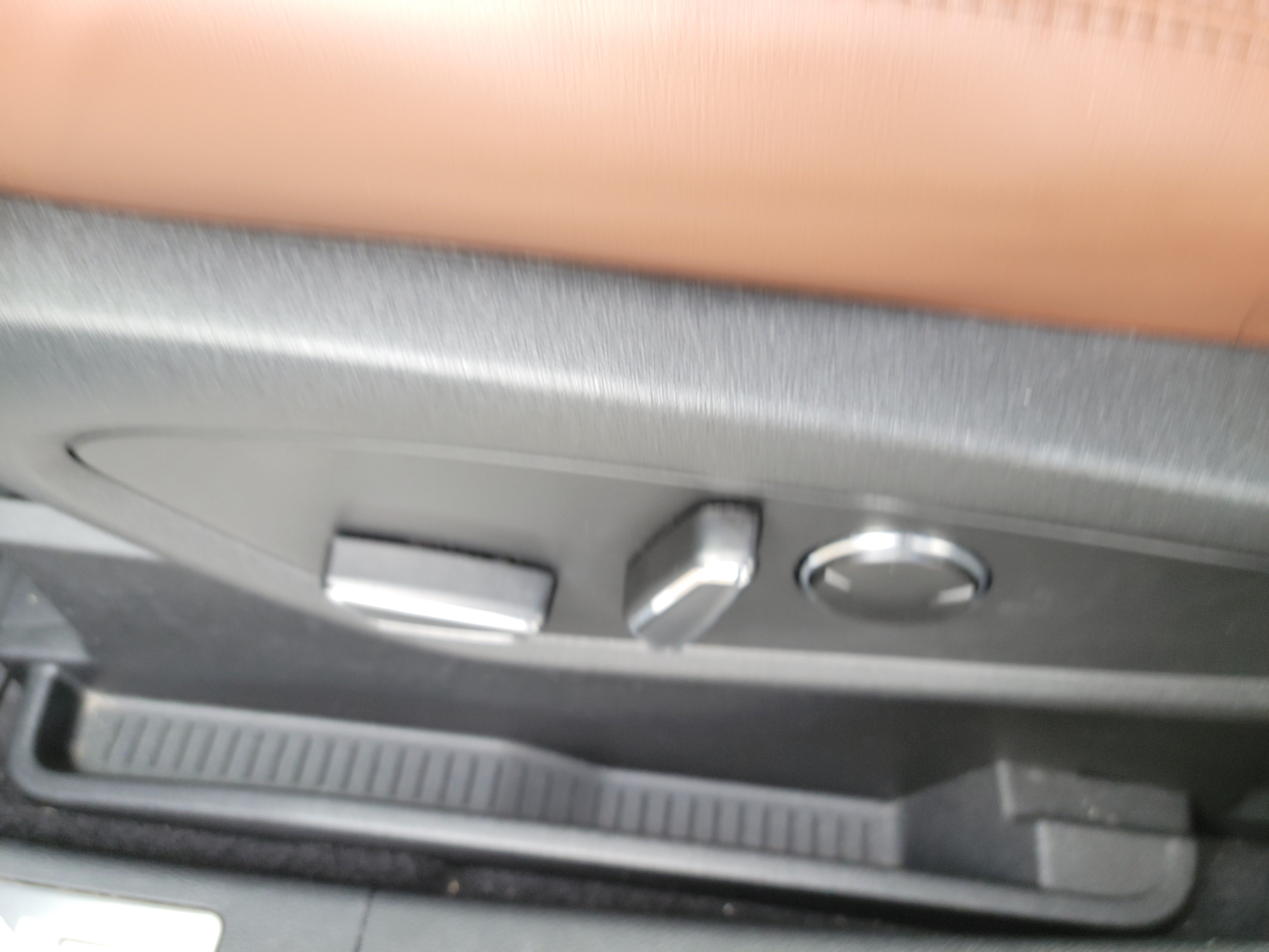 Used 2020 Lincoln Nautilus Reserve FWD image 16