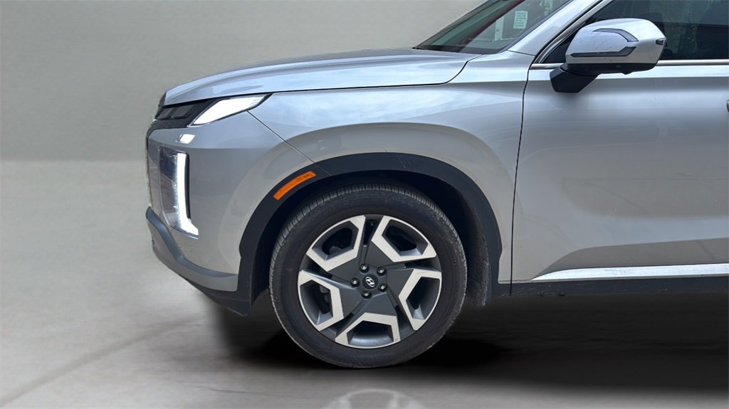 Certified 2025 Hyundai Palisade SEL image 9