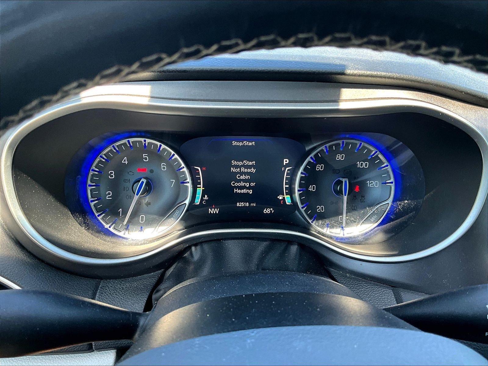 Used 2021 Chrysler Pacifica Touring-L FWD image 13