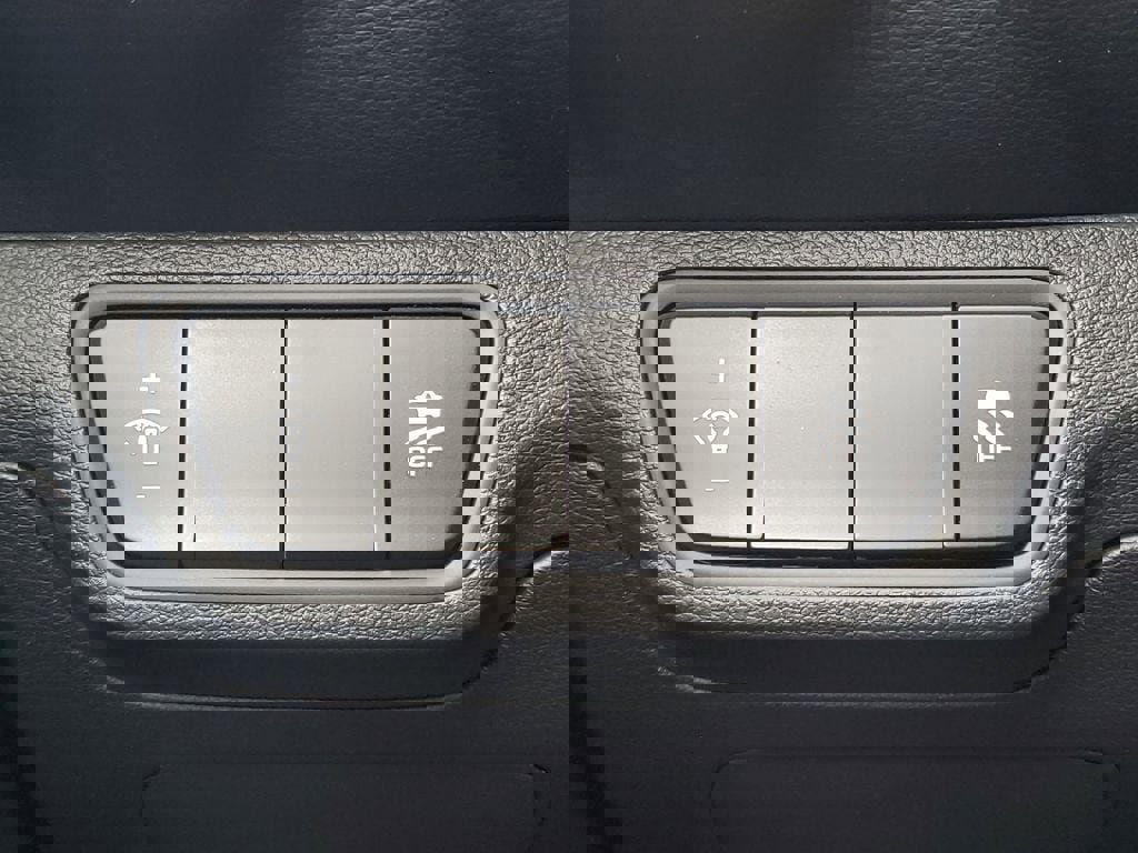 Used 2023 Kia Forte LXS image 20