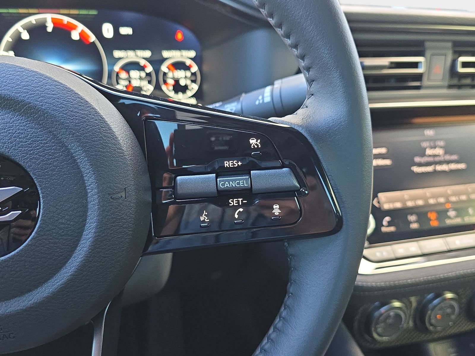 Used 2025 Nissan Z Sport w/ Floor Mat Package image 20