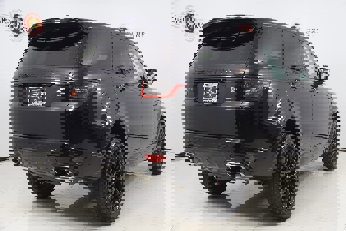 Used 2022 Land Rover Range Rover Sport HST image 3