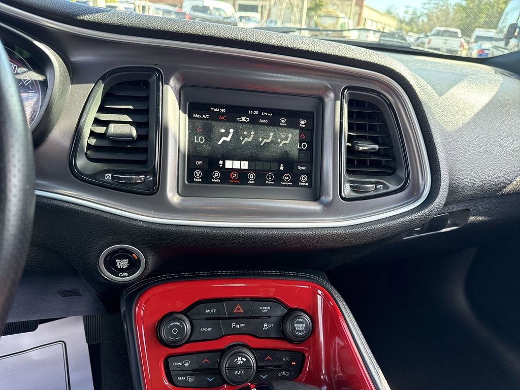 Used 2022 Dodge Challenger GT w/ Driver Convenience Group image 17