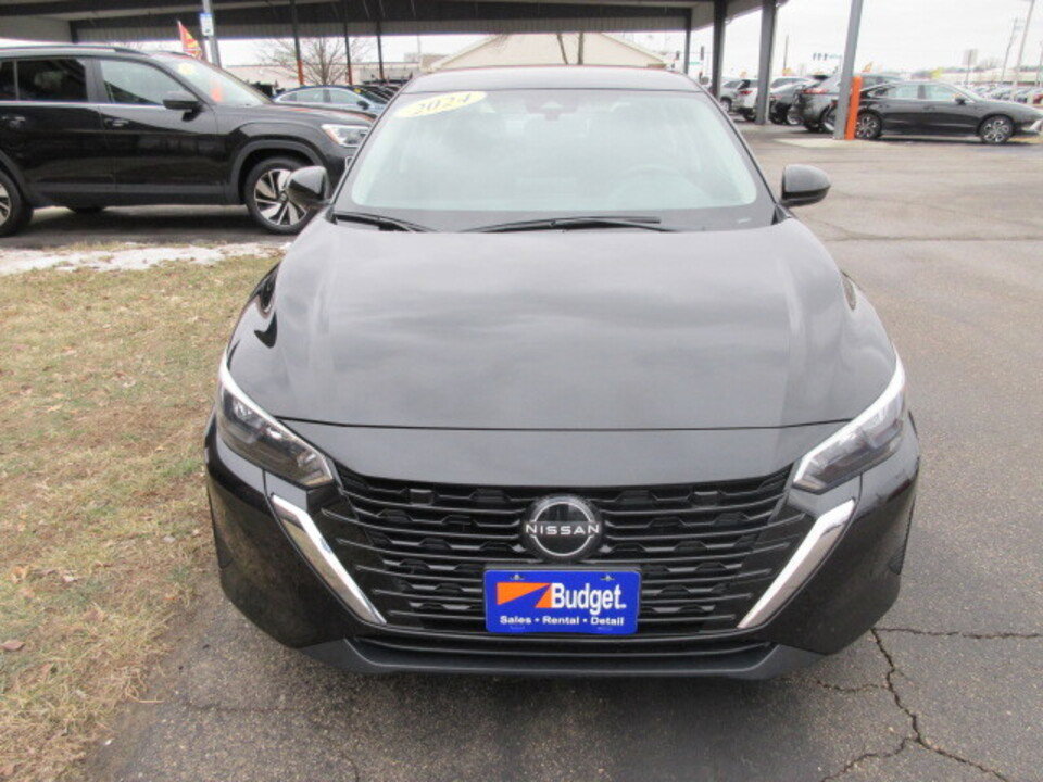 Used 2024 Nissan Sentra SV image 8