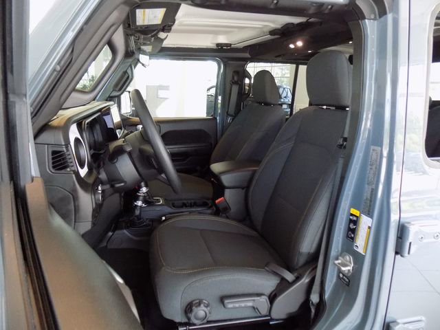 Certified 2024 Jeep Gladiator Sport AWD/4WD image 22