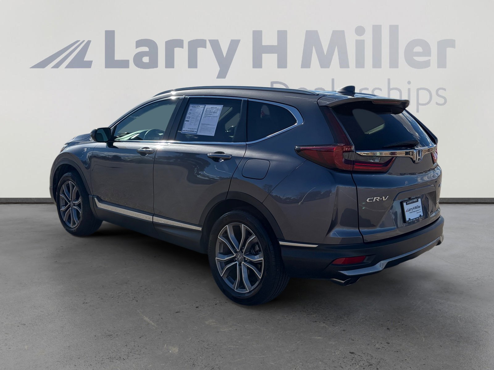 Used 2021 Honda CR-V Touring image 4