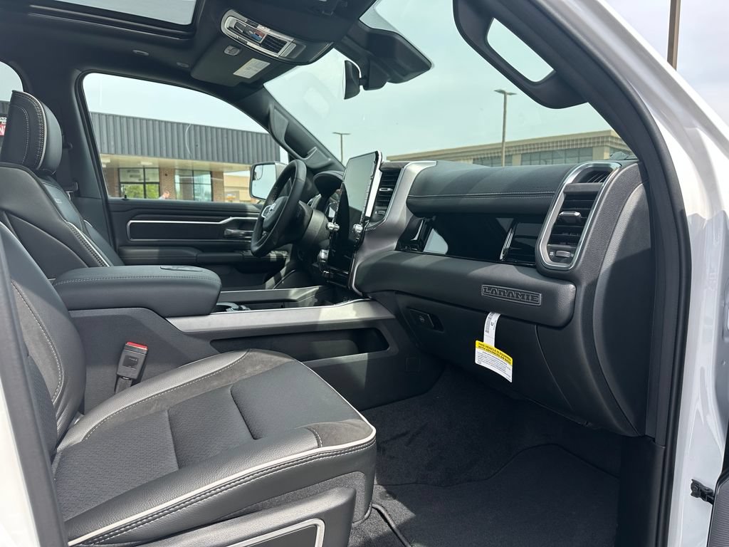 New 2026 RAM 1500 Laramie w/ Night Edition AWD/4WD image 19