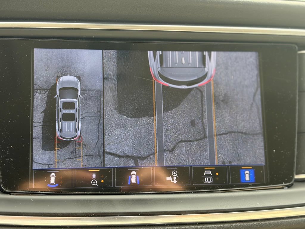 Used 2023 Buick Enclave Avenir w/ Avenir Technology Package AWD/4WD image 43