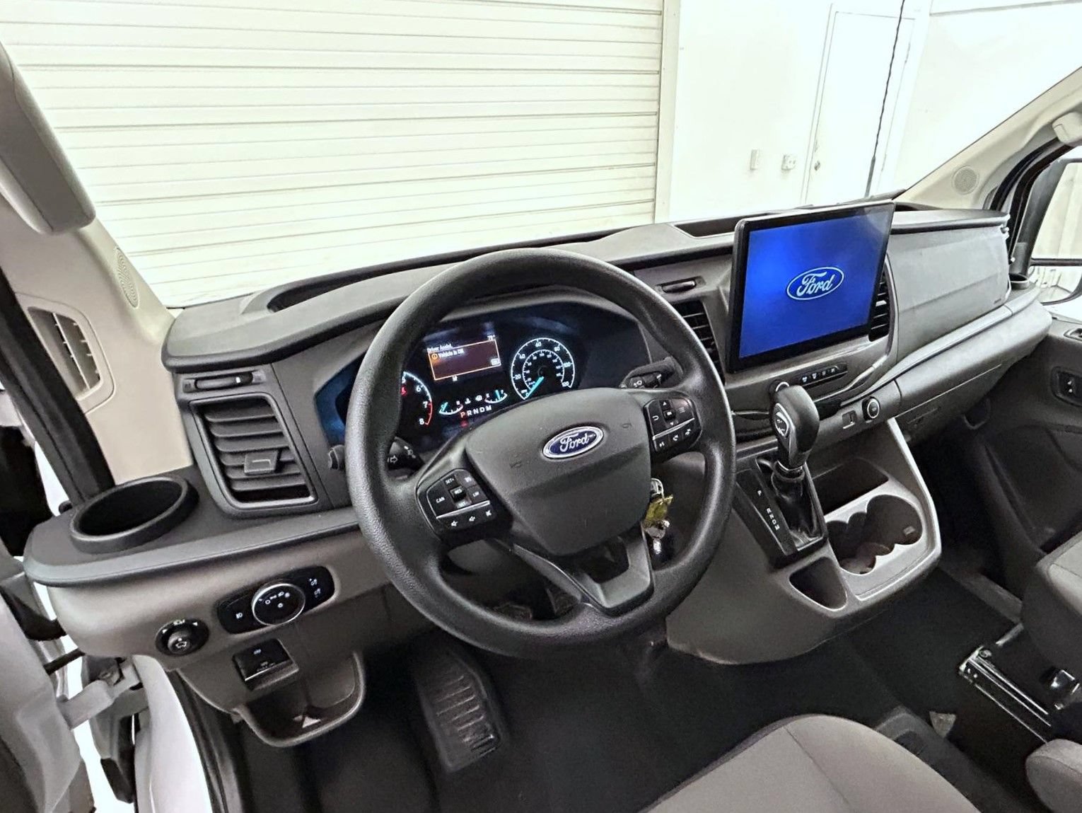Used 2022 Ford Transit 350 XLT RWD image 13
