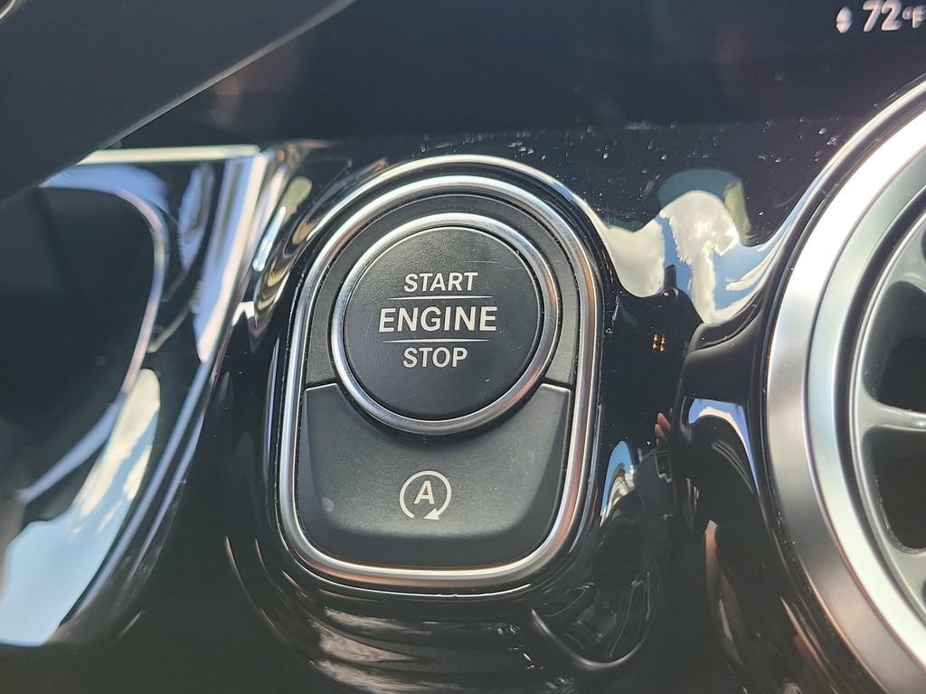 Used 2023 Mercedes-Benz GLA 250 4MATIC w/ AMG Line Exterior image 29